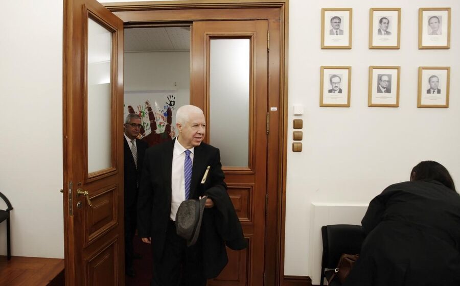 teixeira dos santos comissão