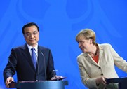 Conferência de imprensa em Berlim do primeiro-ministro chinês, Li Keqiang, com a chanceler alemã Angela Merkel.