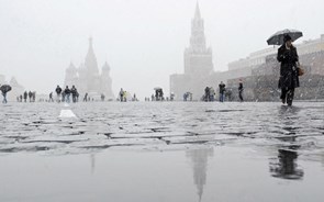 Rússia vai suspender venda de obrigações para o resto do ano