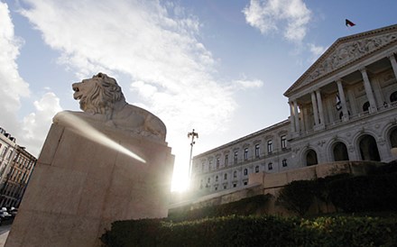 Apenas 17 dos 230 deputados da Assembleia da República sem faltas no último ano