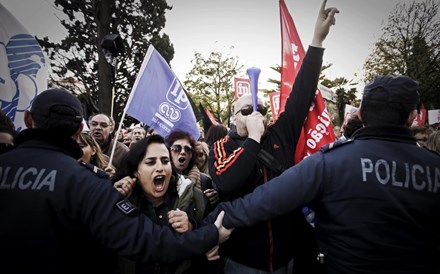 Corrida às senhas na Segurança Social