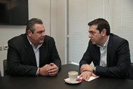 Panos Kammenos, líder dos Gregos Independentes, e Alexis Tsipras, líder do Syruza, chegam a acordo para formar Governo