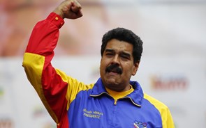 Maduro aumenta preços dos combustíveis em 6000% e desvaloriza bolívar
