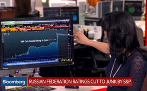 S&P corta “rating” da Rússia para “lixo” 