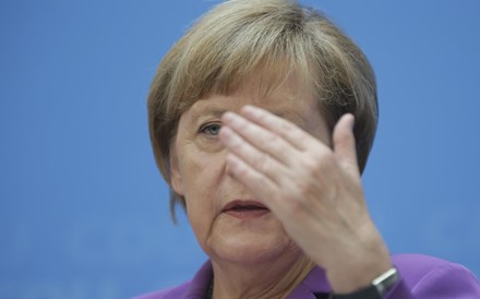 Merkel não quer enviar sinais de que ritmo das reformas estruturais pode abrandar