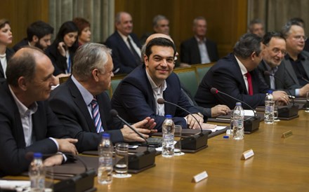 Tsipras: 'O nosso objectivo é negociar a redução da dívida'