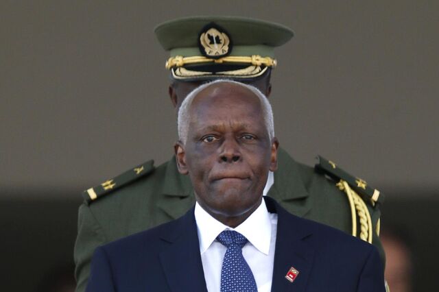 João Soares alerta contra 'tentação de matar o pai' referindo-se a José Eduardo dos Santos 