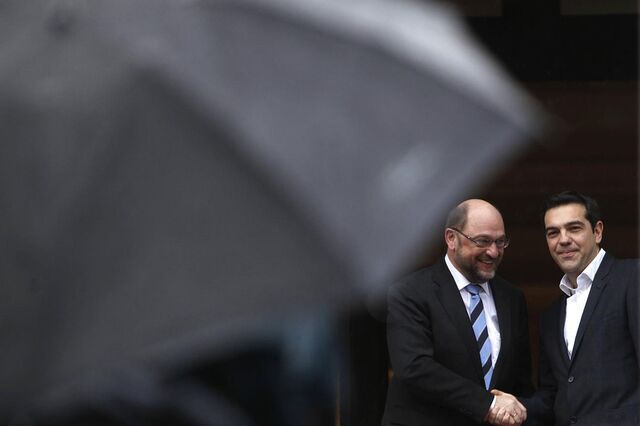 Schulz: 'A situação financeira na Grécia é perigosa'