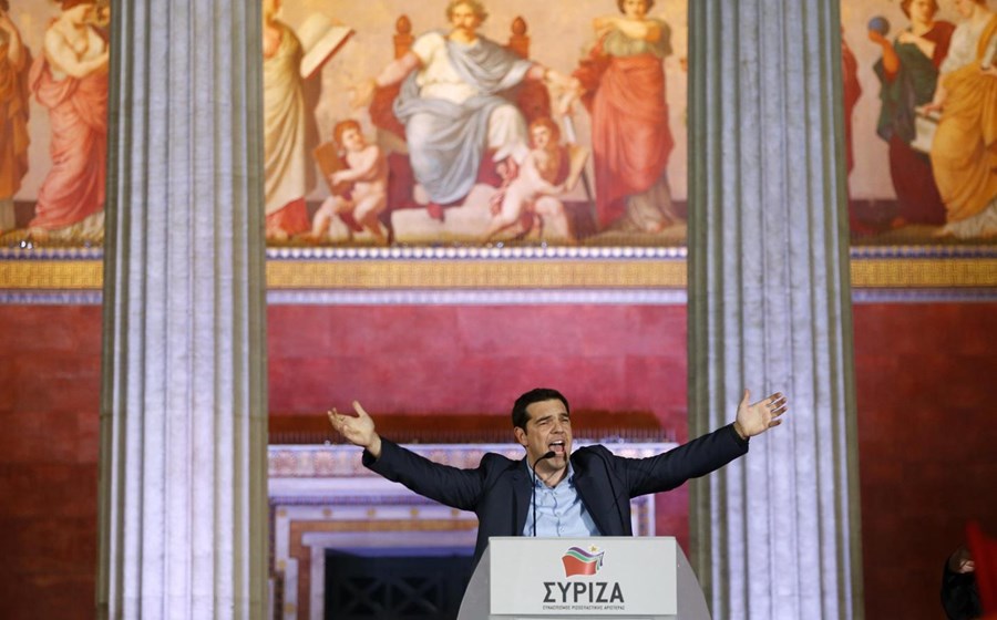 25 de Janeiro -  Tsipras após o discurso de vitória nas eleições.

“O povo grego fez História! A Grécia vira a página, deixa atrás de si a austeridade, o medo, a prepotência e cinco anos de humilhação”
