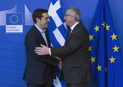 13 de Março – Tsipras após um encontro com Juncker

“Estou muito optimista que vamos encontrar uma solução, porque acredito firmemente que este é um interesse comum. Acredito que não há nenhum problema grego, mas sim um problema europeu”.
