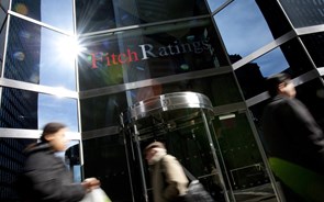 Fitch sobe outlook e destaca estratégia de reembolso ao FMI