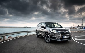 Honda CR-V: 'Restyling' e novo motor