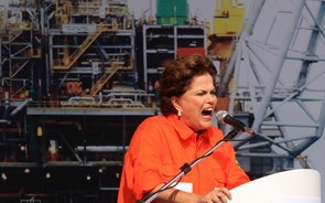 Brasileiros protestam com 'panelaço' durante o discurso de Dilma