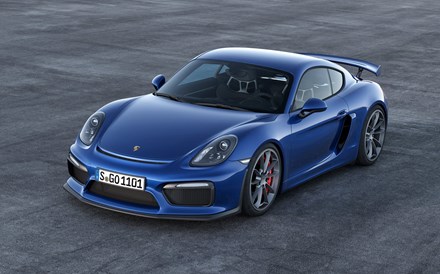 Porsche estreia Cayman GT4