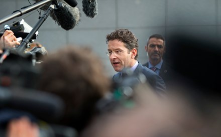 Dijsselbloem: “Não é correcto pensar que podemos encontrar-nos a meio caminho” 