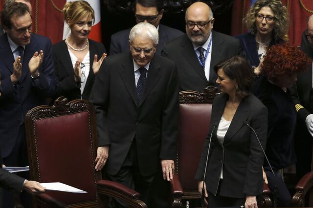 Sergio Mattarella empossado como novo presidente de Itália