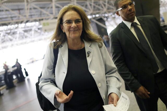 Petrobras confirma demissão da CEO e cinco directores