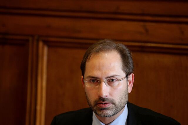 Económico: Decisão sobre o 'cartel da banca' só em 2017