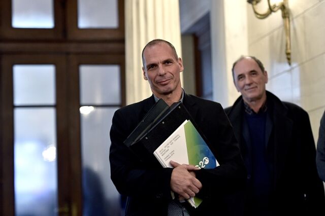 Vai sair do euro? 'Claro que não', garante Varoufakis