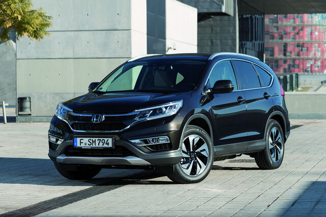 Honda CR-V: 'Restyling' e novo motor