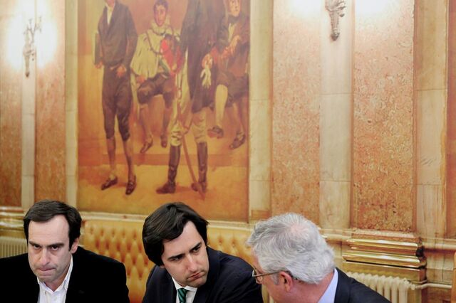 Lesados já levaram proposta de solução ao PS e PSD