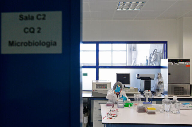 Comissão Europeia cria primeira reserva comum de equipamentos médicos