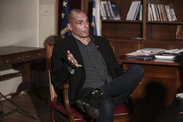 Varoufakis declara guerra aos ricos e à evasão fiscal  