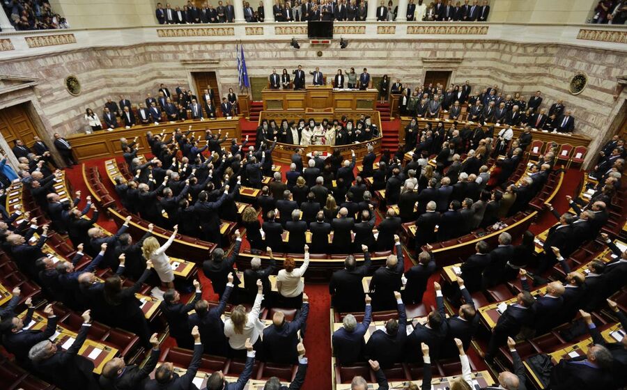 5 de Fevereiro alexis tsipras parlamento grécia