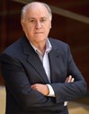 4 - Amancio Ortega. Dono da Zara. Fortuna: 64,5 mil milhões de dólares. 