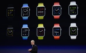 Perto de um milhão de relógios da Apple encomendados num só dia 