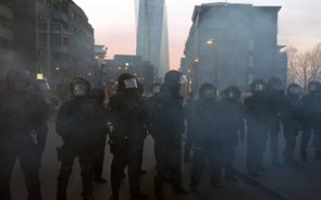 Confrontos em Frankfurt antes da inauguração da sede do BCE