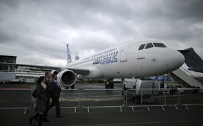 França quer lançar em 2035 um avião a hidrogénio com 'emissões zero'