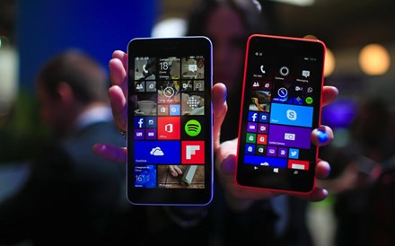 Microsoft acrescenta dois novos smartphones à família Lumia