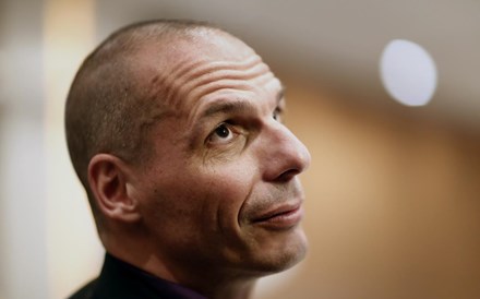 Varoufakis reconhece dificuldades em pagar ao BCE