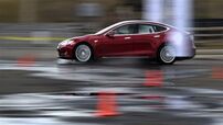 BLOOMBERG TV - The Entire History of Tesla in Two Minutes