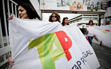 Marcha contra greve dos pilotos junta 300 trabalhadores da TAP