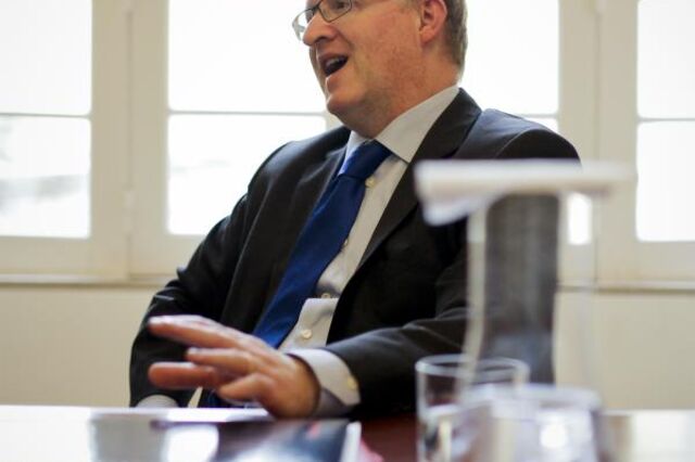 Philip Lane nomeado governador do banco central da Irlanda
