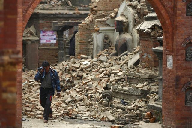 Comunidade internacional mobiliza ajuda para o Nepal após sismo