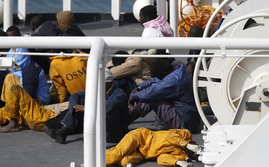 imigrantes mediterraneo migrantes