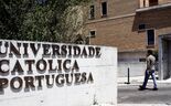 Universidade não paga impostos, mas a AT considera que a lei já não suporta essa isenção. 