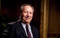 Larry Summers, Professor em Harvard, ex-secretário do Tesouro dos EUA.


O ex-secretário de Estado do Tesouro norte-americano foi um dos candidatos à liderança da Fed. É um dos economistas que lançou o debate sobre a estagnação secular.