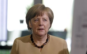 Merkel lidera lista das mulheres mais poderosas numa tabela com espaço para o entretenimento