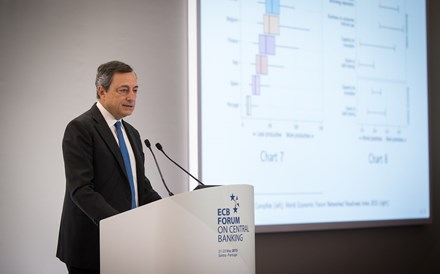 BCE alerta para riscos de contágio caso a Grécia entre em incumprimento
