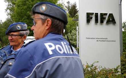 EUA prometem mais detenções e acusações na investigação à corrupção na FIFA