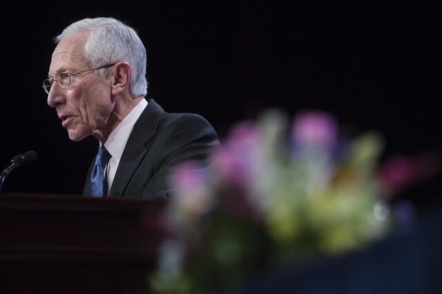 Fischer não espera réplica de subida dos juros com redução do balanço da Fed