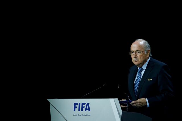 Antigo presidente da FIFA Joseph Blatter hospitalizado