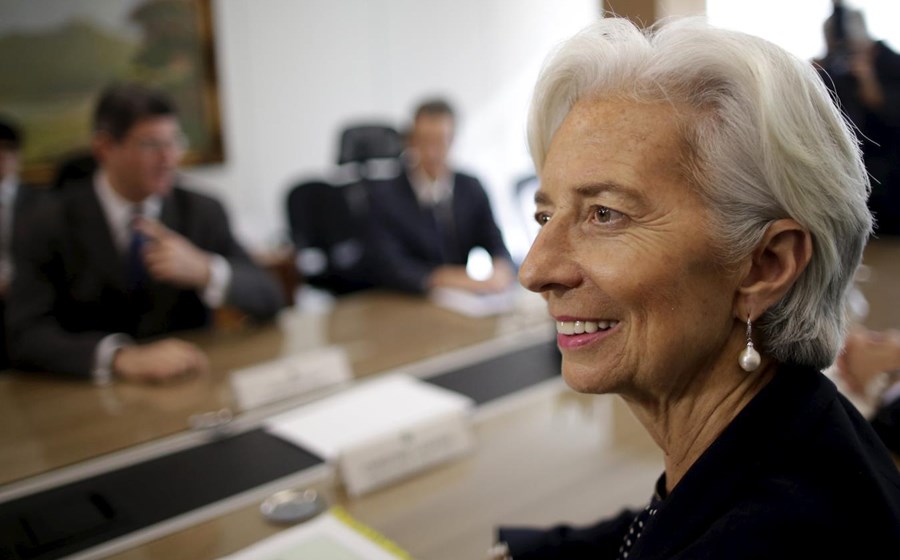 28 de Maio – Lagarde  em entrevista a uma televisão alemã

“Estamos todos a trabalhar na direcção de uma solução para a Grécia e não diria que já tenhamos alcançado resultados substanciais”.
