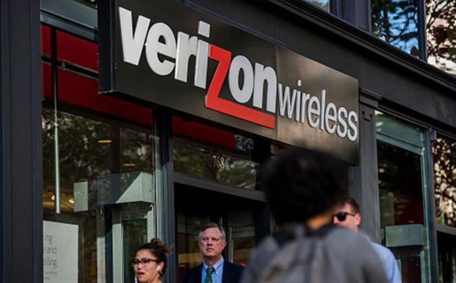 BLOOMBERG TV - Verizon-AOL Deal: 1999 All Over Again?