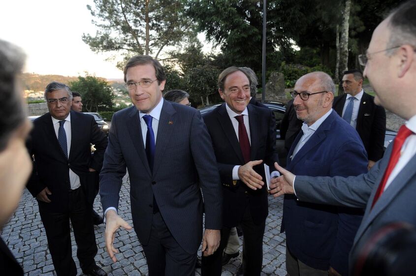 pedro passos coelho paulo portas coligação guimarães