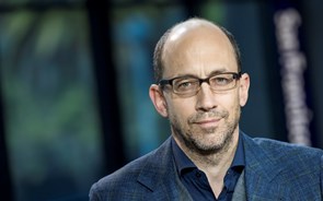 Costolo deixa presidência do Twitter. Acções disparam 13%